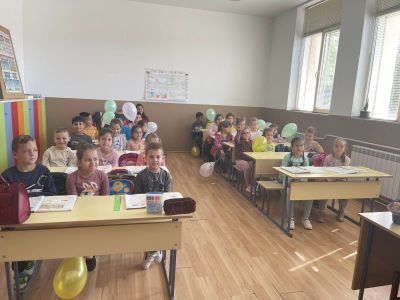 Децата от група "Калинки" на гости в Об "Христо Ботев" 5