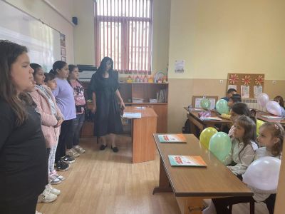 Децата от група "Калинки" на гости в Об "Христо Ботев" 7