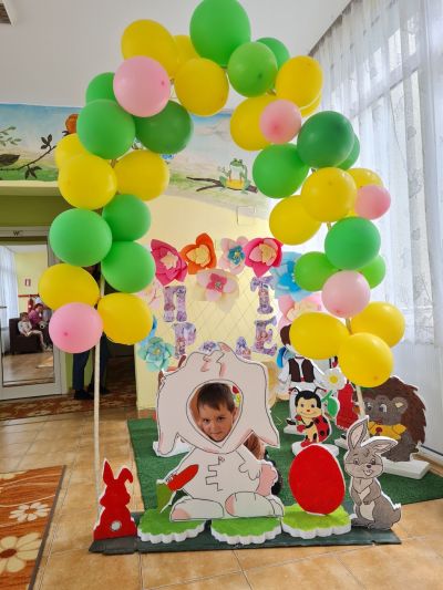 Боядисваме яйца  - ДГ Пролет - Дъбница
