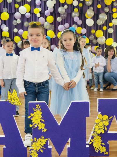 Празника на МАМА 2025г - ДГ Пролет - Дъбница