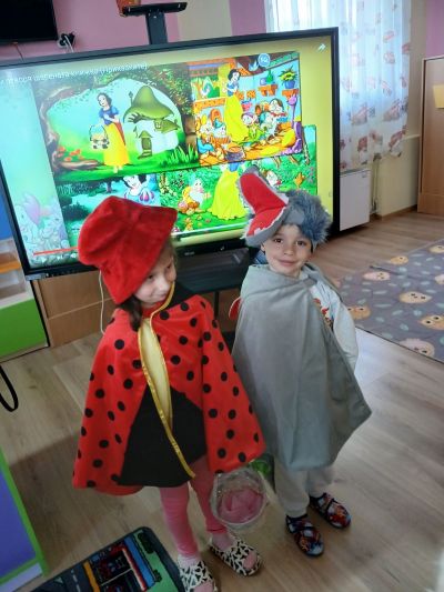 Парад на приказните герой  - ДГ Пролет - Дъбница
