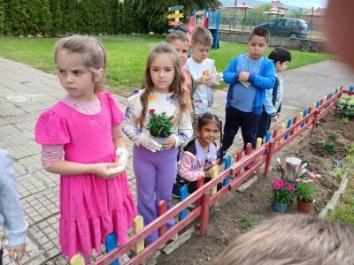 Ден на земята  - ДГ Пролет - Дъбница